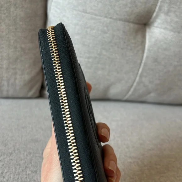 Gucci Small Leatner Soho Disco around Wallet Black - Picture 15 of 17